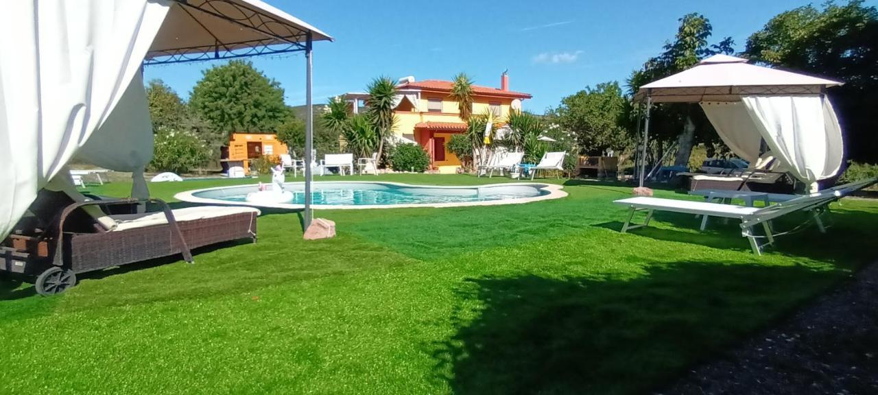 Bed & Breakfast Il Rosmarino Bosa Bagian luar foto
