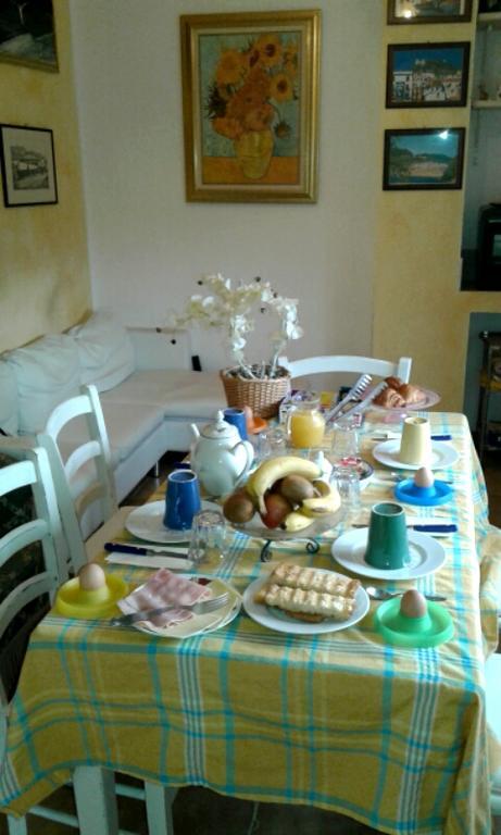 Bed & Breakfast Il Rosmarino Bosa Bagian luar foto