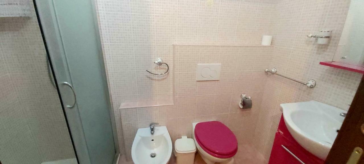 Bed & Breakfast Il Rosmarino Bosa Bagian luar foto
