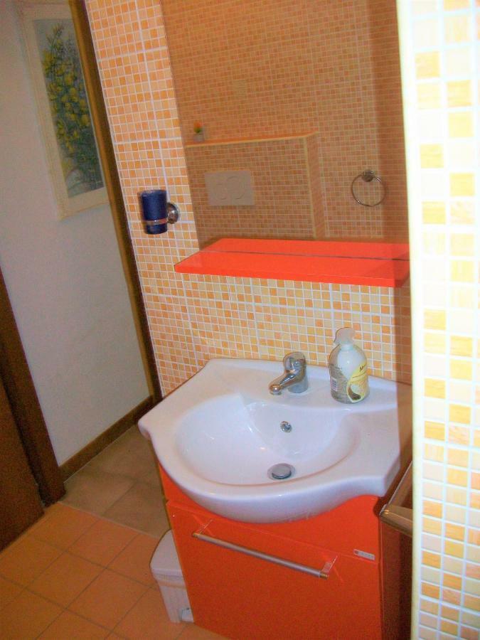 Bed & Breakfast Il Rosmarino Bosa Bagian luar foto